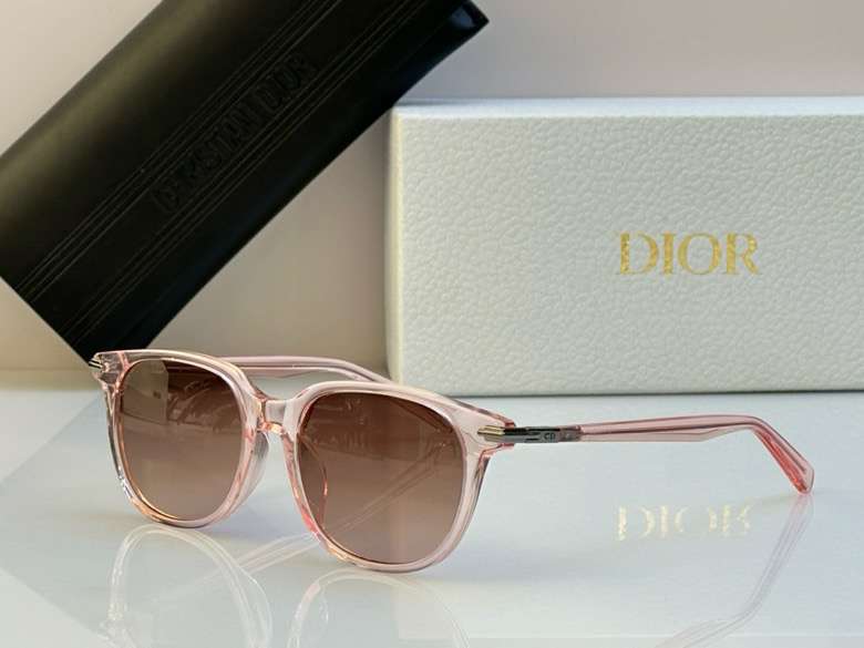 Picture of Dior Sunglasses _SKUfw55484623fw